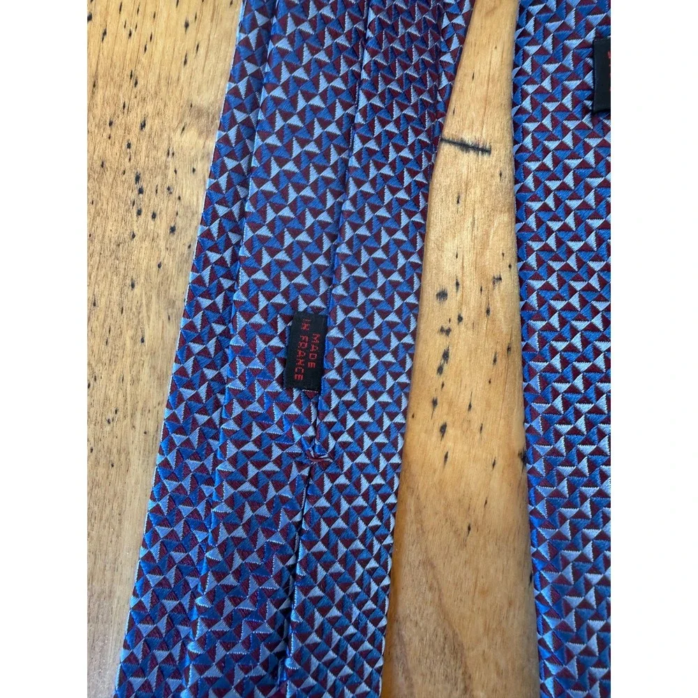 Charvet Silk Geometric Blue Burgundy Men's Necktie Made in France Luxury Tie
